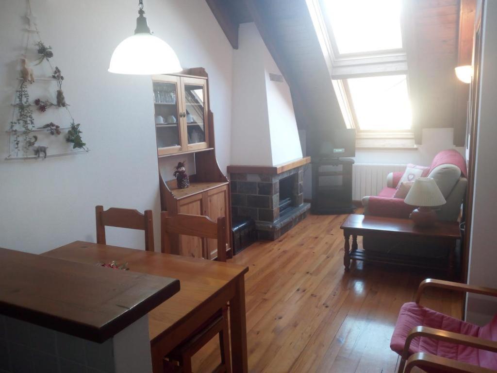 Apartament Esterri Эстерри-д'Анеу Экстерьер фото
